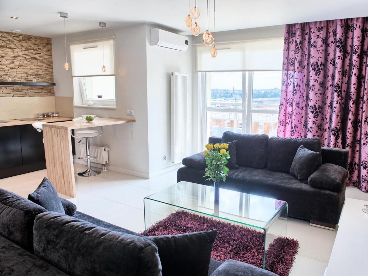 Apartamenty Ktw Debowe Tarasy คาโตวีตเซ ภายนอก รูปภาพ