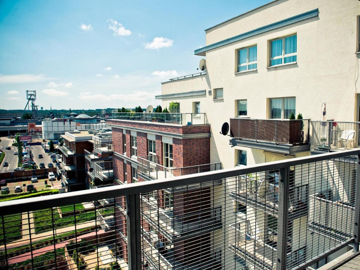 Apartamenty Ktw Debowe Tarasy คาโตวีตเซ ภายนอก รูปภาพ
