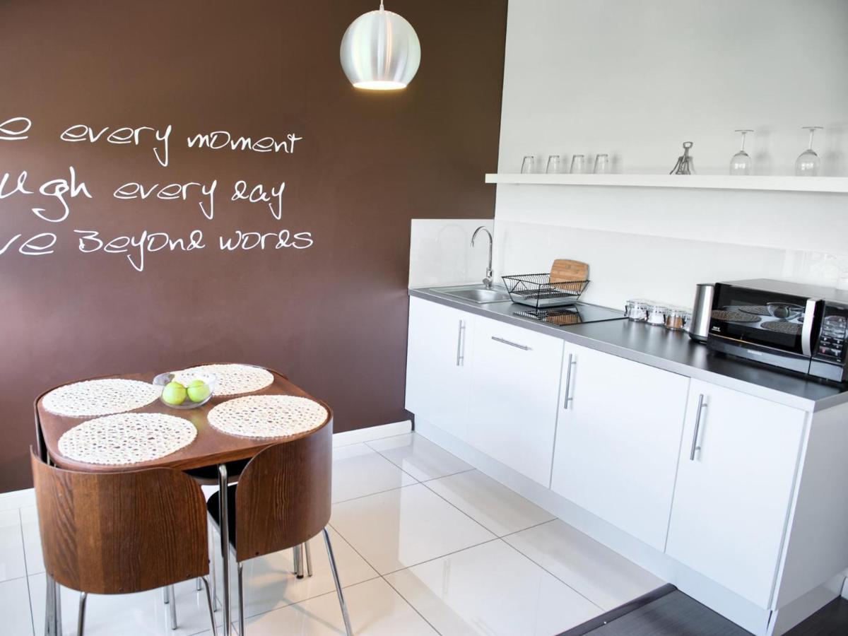 Apartamenty Ktw Debowe Tarasy คาโตวีตเซ ภายนอก รูปภาพ